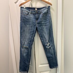 Sneak Peek sexy boyfriend distressed jeans in size 11